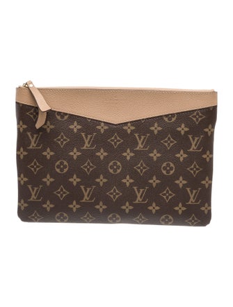 Louis Vuitton LV Monogram Daily Pouch