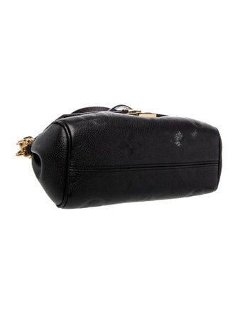 Louis Vuitton Monogram Giant Favorite