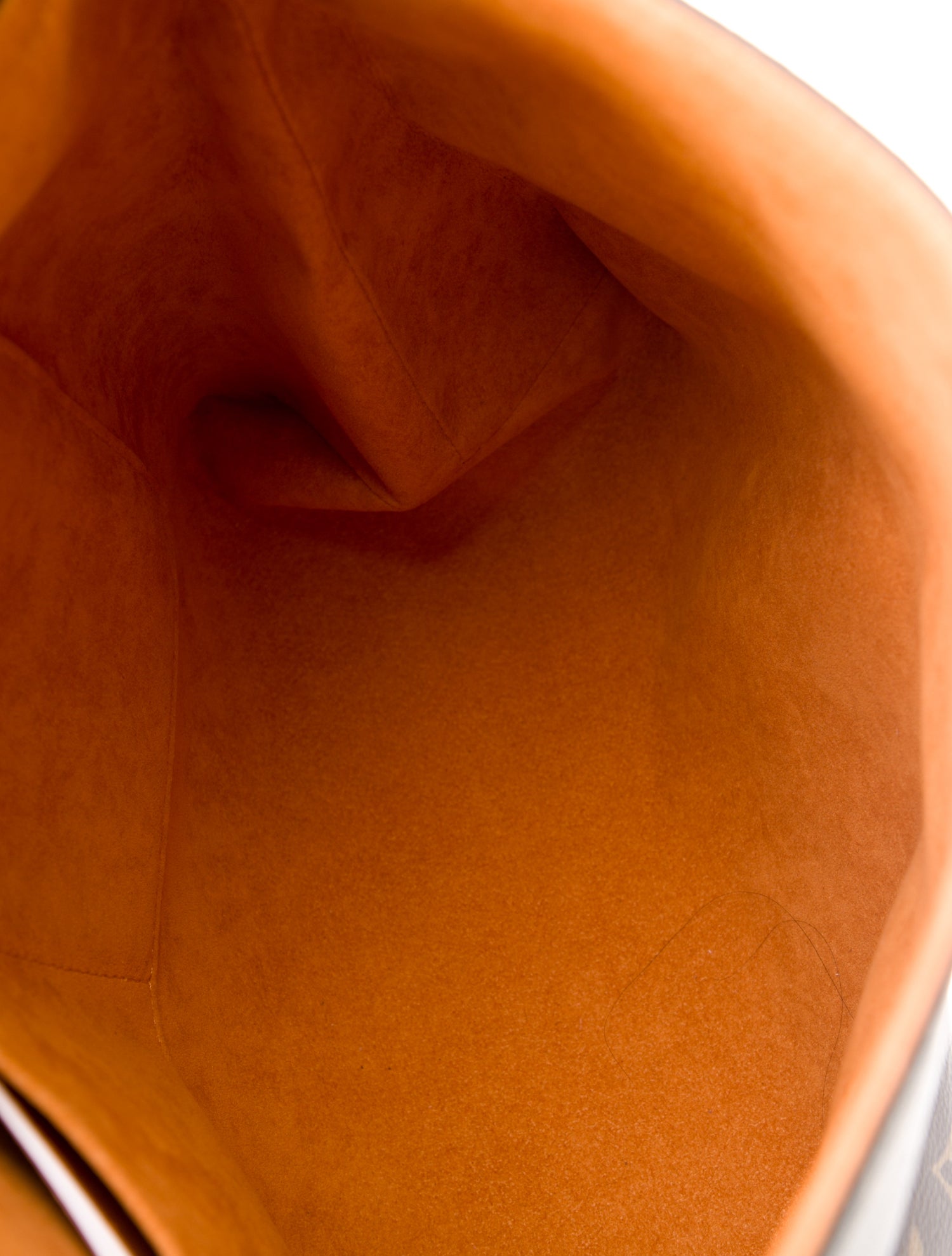 Louis Vuitton LV Monogram Beaubourg