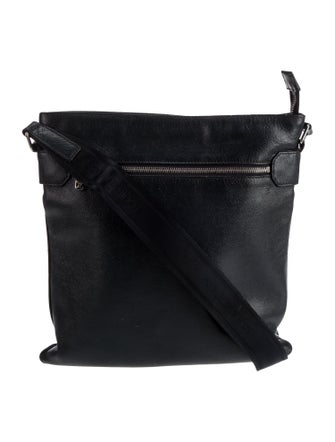 Louis Vuitton Taiga Leather Messenger Bag