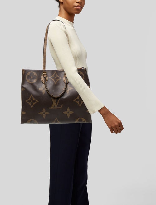 Louis Vuitton Monogram Giant OnTheGo GM