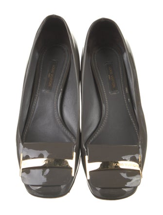 Louis Vuitton Patent Leather Pumps