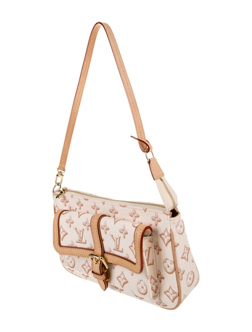 Louis Vuitton LV Monogram Fall For You Multi-Pochette Accessories Maxi