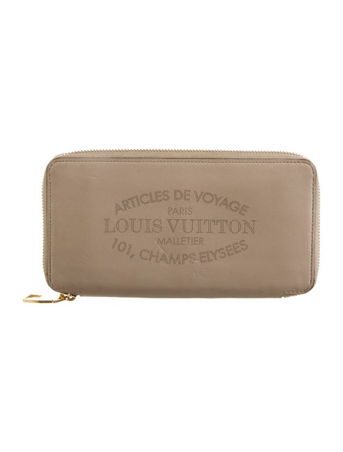 Louis Vuitton 2014 Leather Zippy Wallet