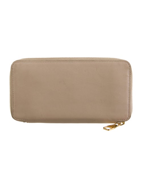 Louis Vuitton 2014 Leather Zippy Wallet