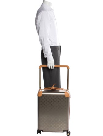 Louis Vuitton Monogram Titanium Horizon 50