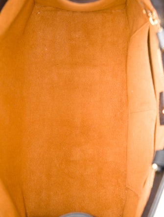 Louis Vuitton Monogram Giant OnTheGo MM