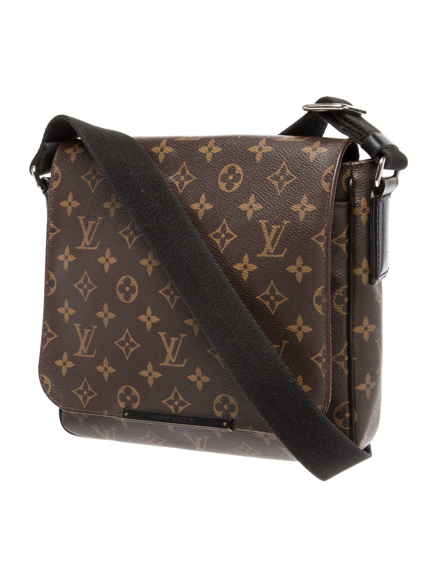 Louis Vuitton LV Monogram District PM