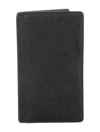Louis Vuitton 2015 Taiga Leather Checkbook Holder