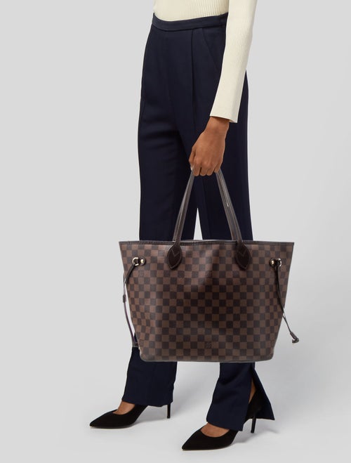 Louis Vuitton Damier Ebene Neverfull MM