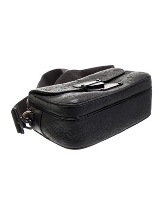 Louis Vuitton LV Monogram S-Lock