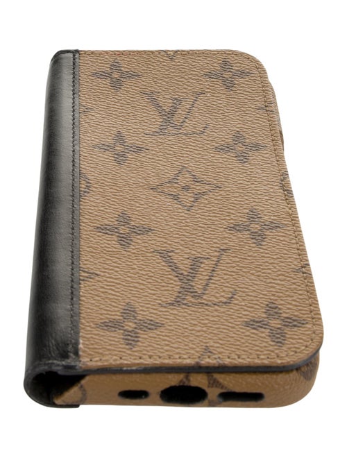Louis Vuitton Monogram Reverse iPhone 14 Pro Folio Case