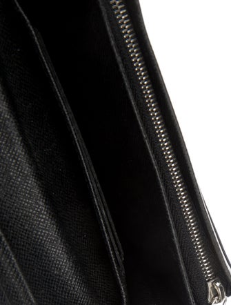 Louis Vuitton Leather Wallet