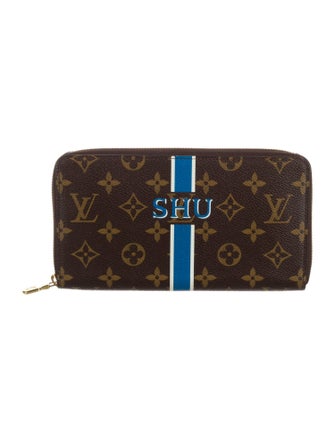 Louis Vuitton 2020 LV Monogram Compact Wallet