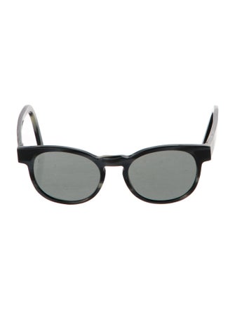 Louis Vuitton 2018 LV Monogram Sunglasses