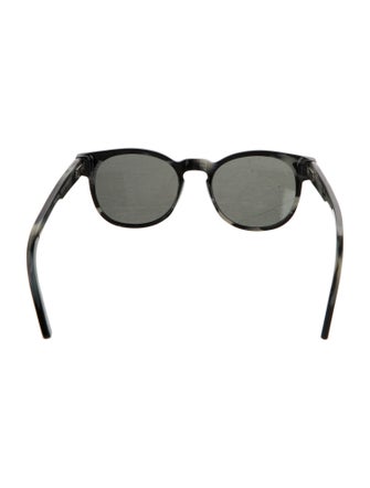 Louis Vuitton 2018 LV Monogram Sunglasses