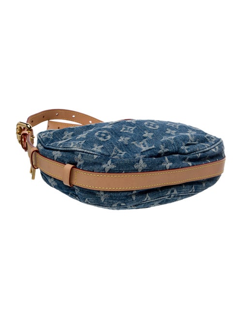 Louis Vuitton LV Monogram Croissant MM 2024