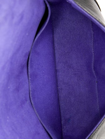 Louis Vuitton Epi Leather Buci