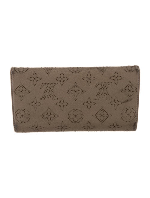 Louis Vuitton 2009 LV Monogram Amelia Wallet