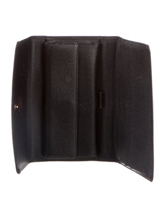Louis Vuitton 2003 Epi Leather Porte Trésor International Wallet
