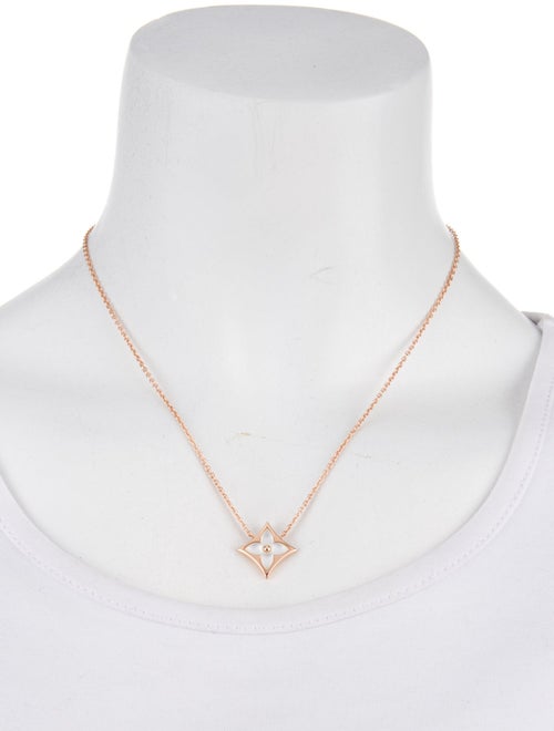 Louis Vuitton 18K Mother of Pearl Star Pendant Necklace