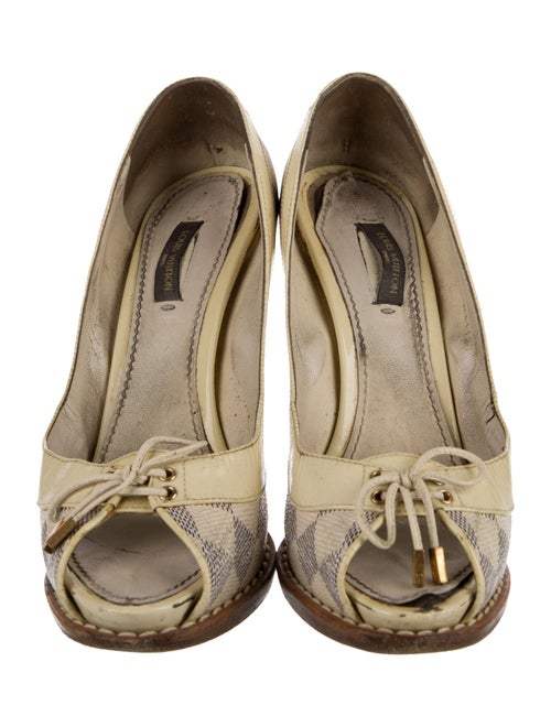Louis Vuitton Damier Azur Pattern Bow Accents Pumps
