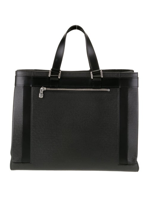 Louis Vuitton Taiga Leather Kasbek