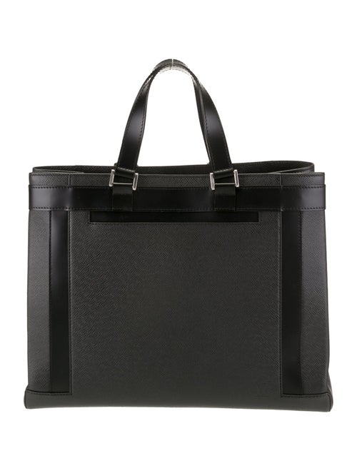 Louis Vuitton Taiga Leather Kasbek