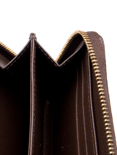 Louis Vuitton 2019 Damier Ebene Pattern Zippy Compact Wallet