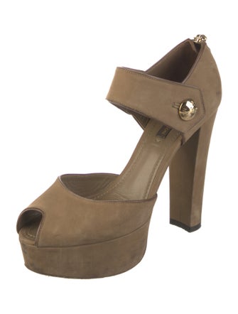Louis Vuitton Suede Pumps