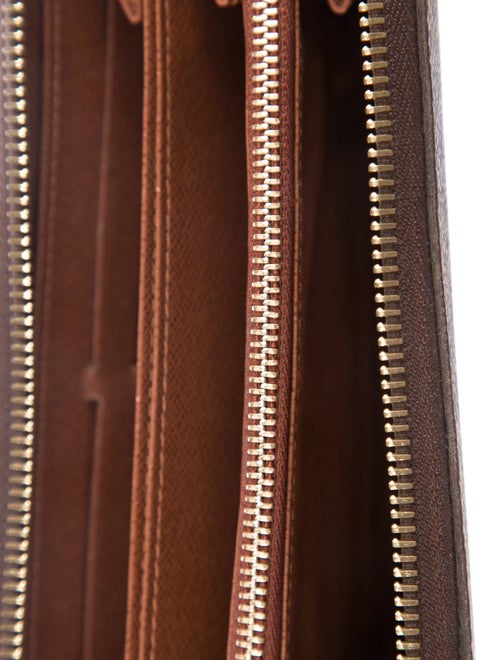 Louis Vuitton LV Monogram Coated Canvas Zippy Wallet