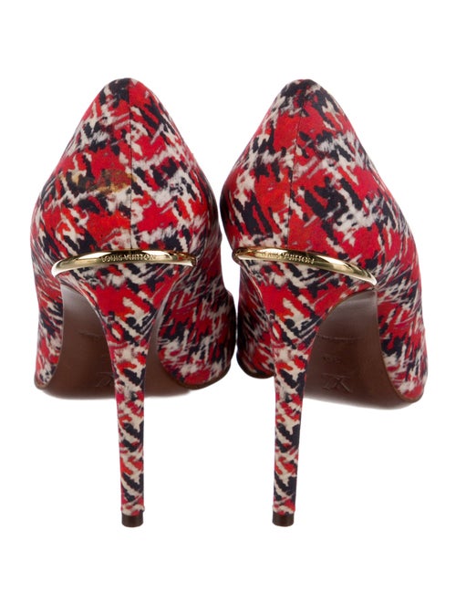 Louis Vuitton Printed Pumps