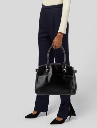 Louis Vuitton Epi Leather Passy GM