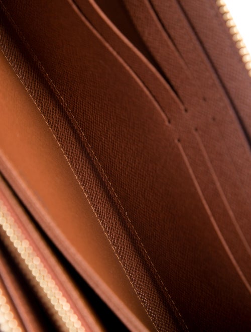 Louis Vuitton LV Monogram Coated Canvas Zippy Wallet