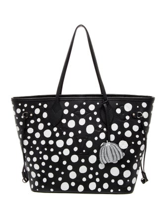 Louis Vuitton Monogram Giant Neverfull w/Pouch MM 2023