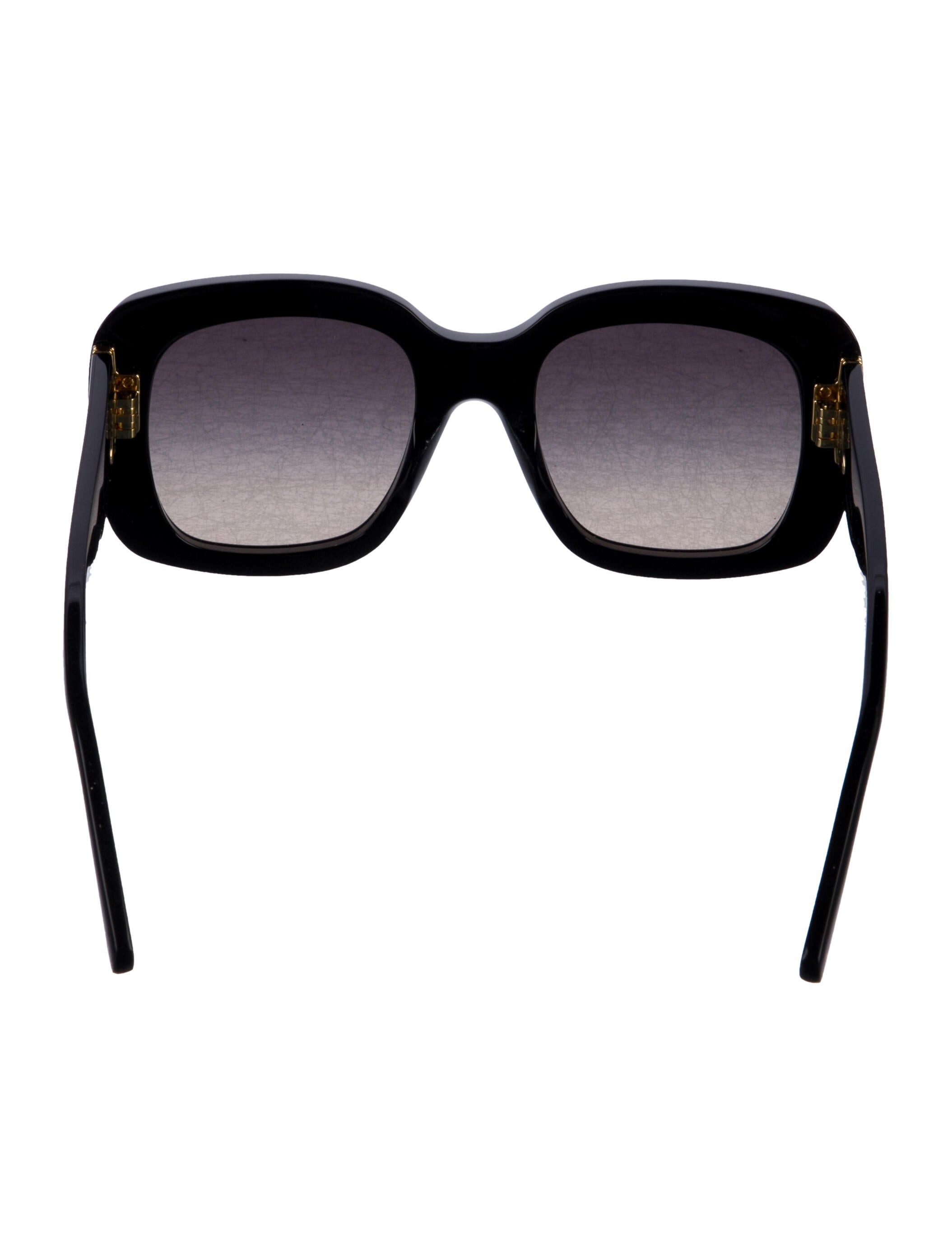 Louis Vuitton 2023 LV Monogram Sunglasses