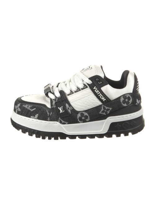 Louis Vuitton 2024 LV Monogram Sneakers