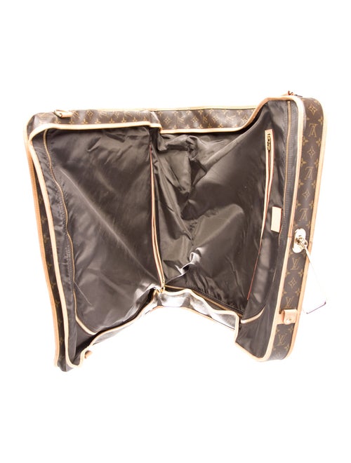 Louis Vuitton LV Monogram Portable 5 Cintres