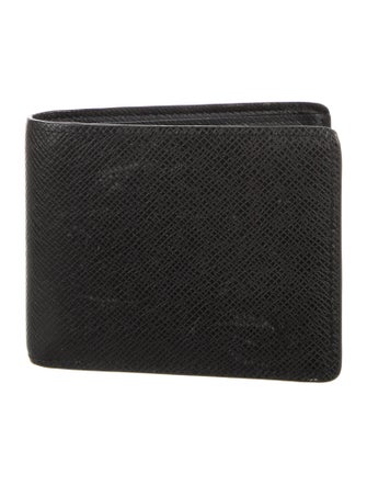 Louis Vuitton 2019 Taiga Leather Slender NM