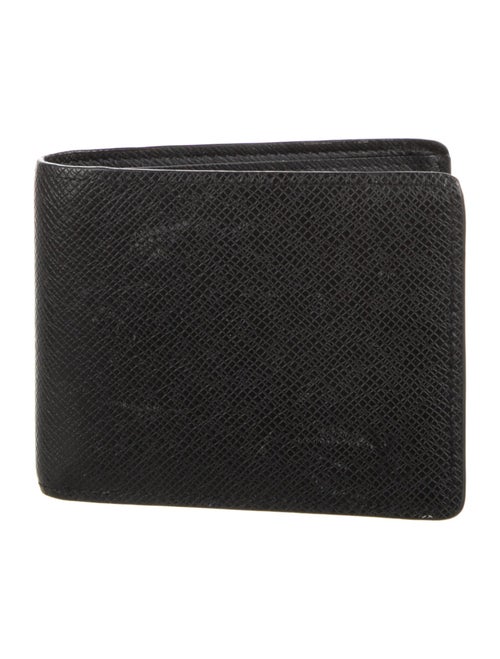 Louis Vuitton 2019 Taiga Leather Slender NM