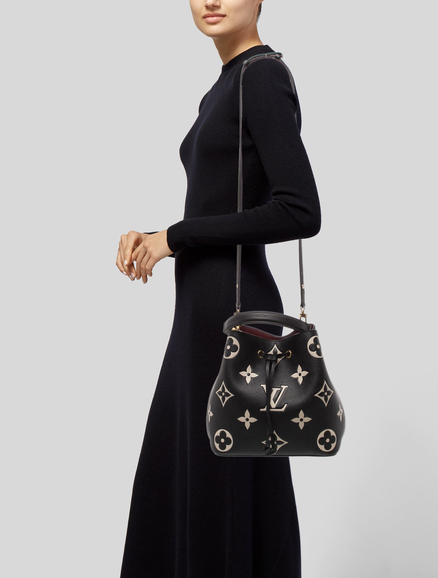 Louis Vuitton Monogram Giant Néonoé MM