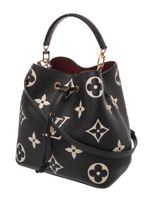 Louis Vuitton Monogram Giant Néonoé MM