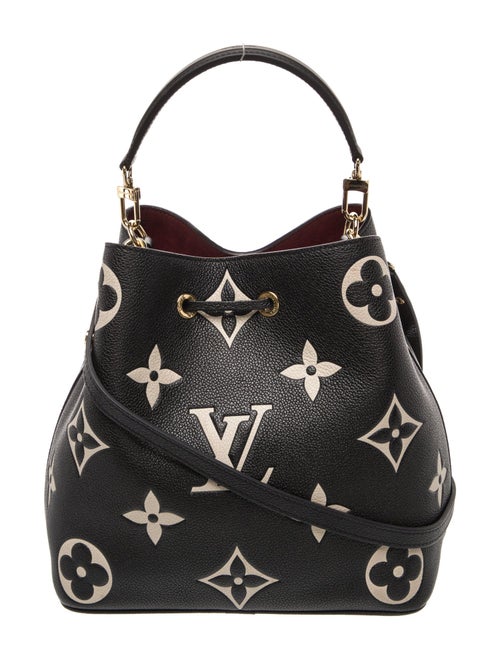 Louis Vuitton Monogram Giant Néonoé MM