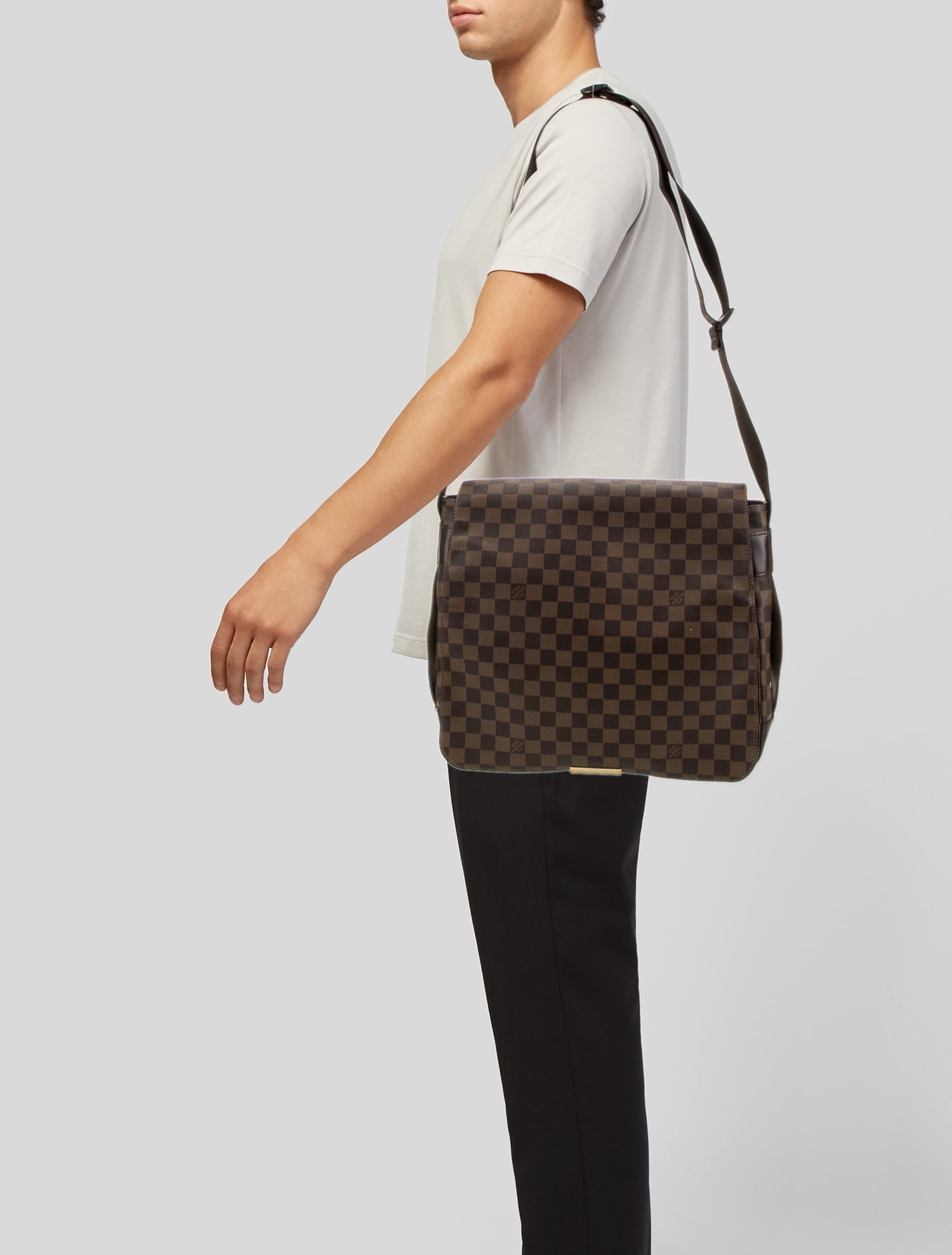 Louis Vuitton Damier Ebene Bastille