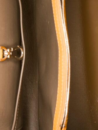 Louis Vuitton Signature Capucines GM