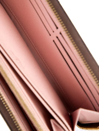 Louis Vuitton 2019 LV Monogram Zippy Wallet