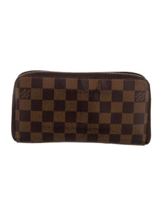 Louis Vuitton 2012 Damier Ebene Pattern Zippy Wallet