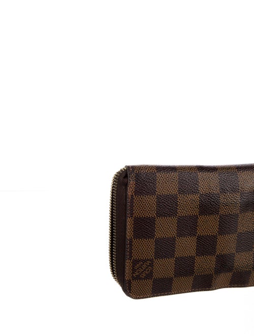 Louis Vuitton 2012 Damier Ebene Pattern Zippy Wallet