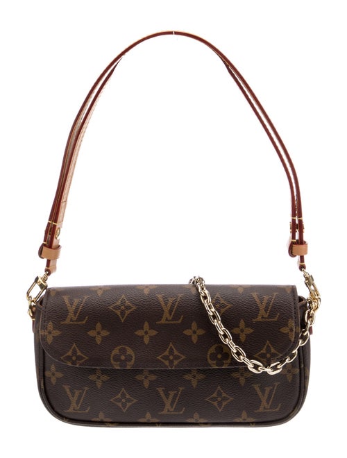 Louis Vuitton LV Monogram Monogram Ivy Wallet on Chain