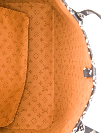 Louis Vuitton Monogram Giant Monogram Giant Crafty Neverfull MM
